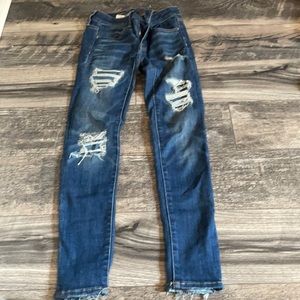 American eagle blue ripped jeans